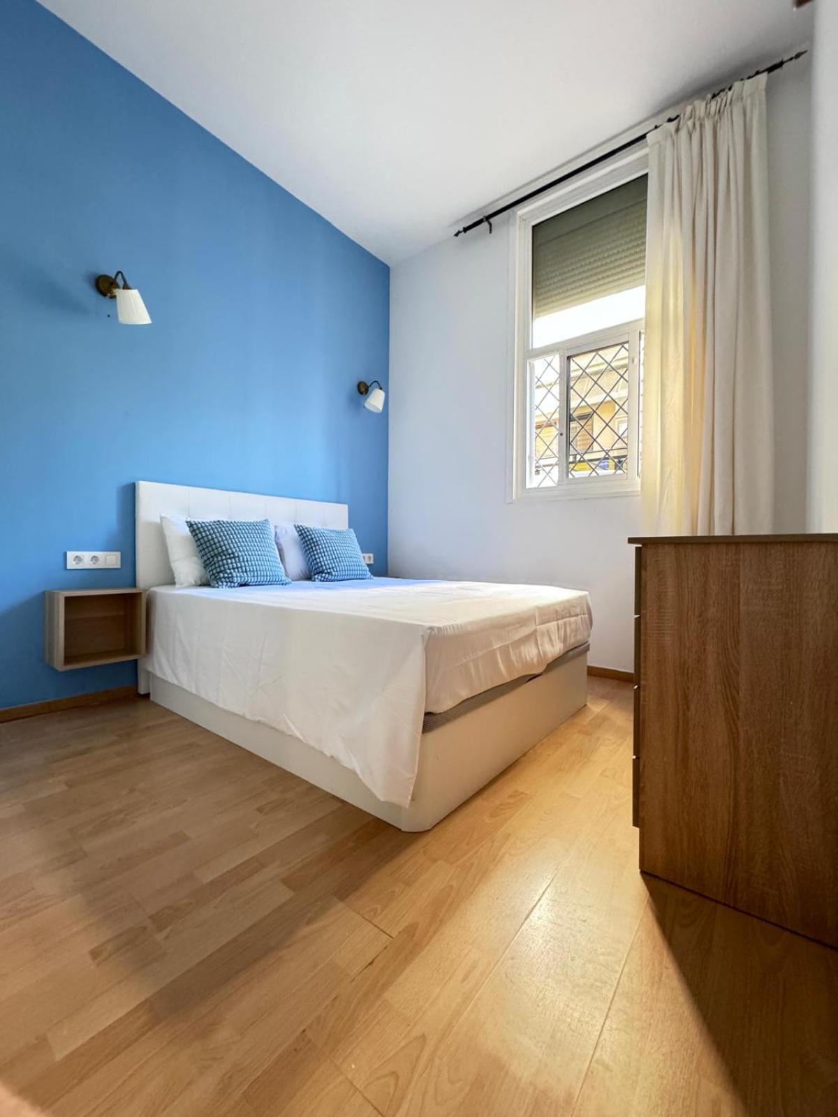 Pamis Apartament Sants, Барселона Экстерьер фото